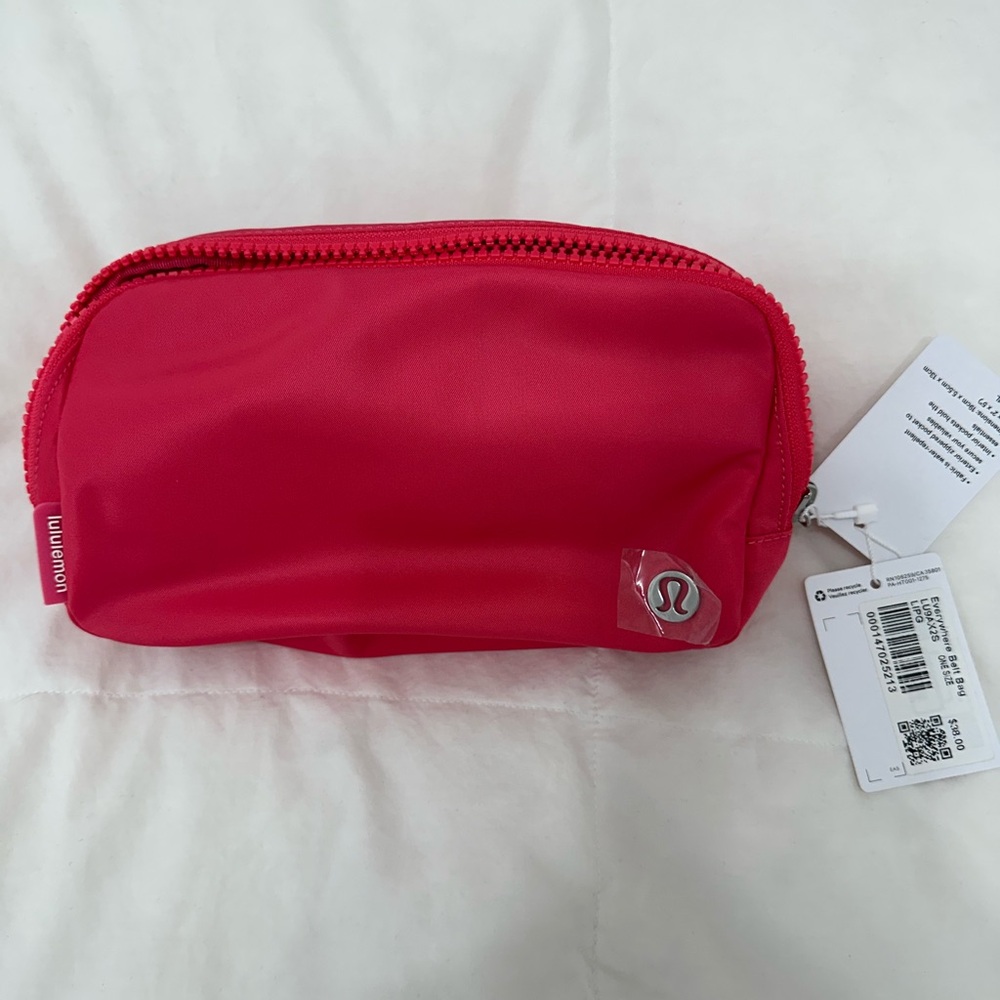 Lululemon Everywhere Belt Bag 1L
